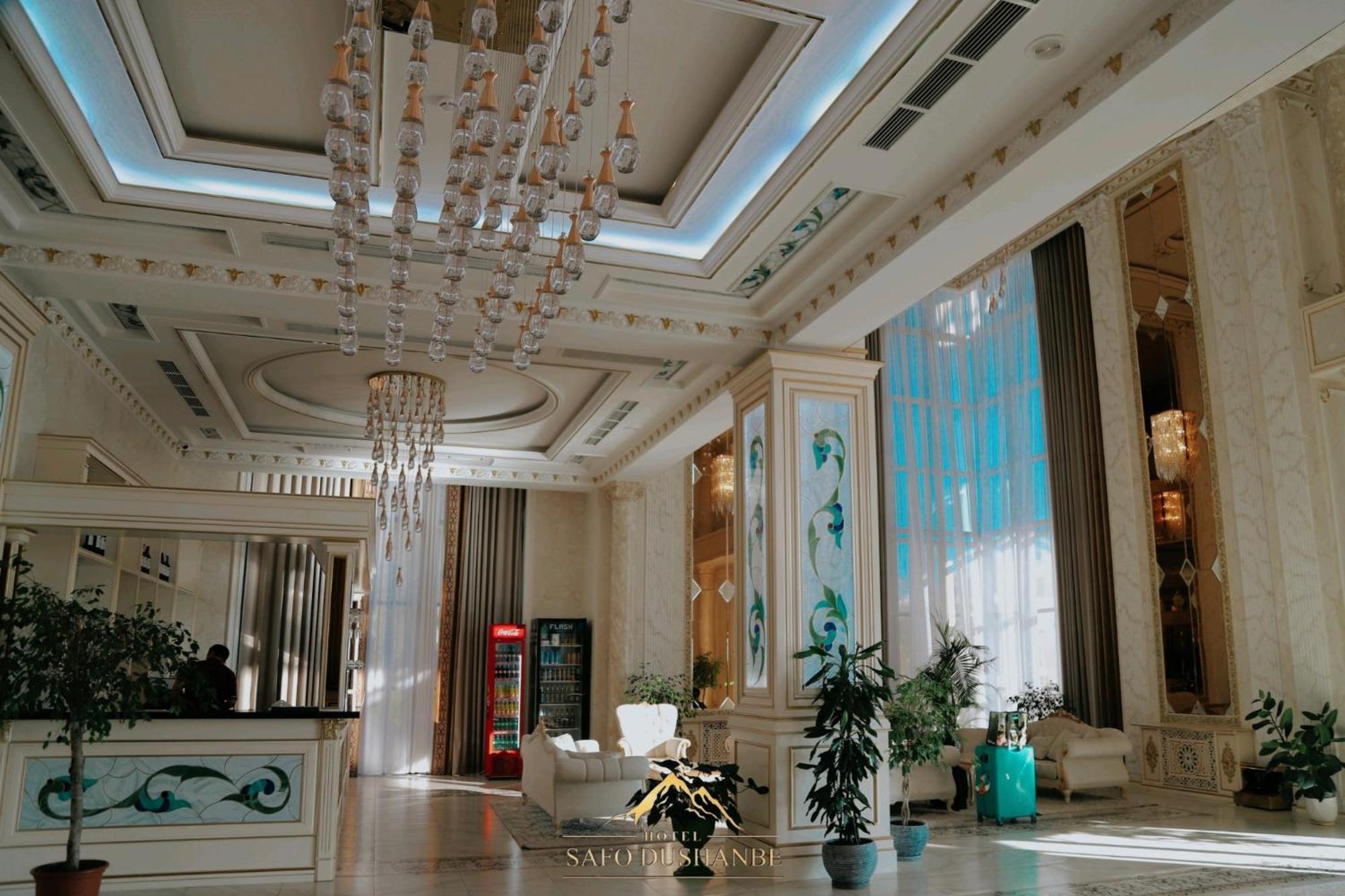 Safo Dushanbe Bagian luar foto